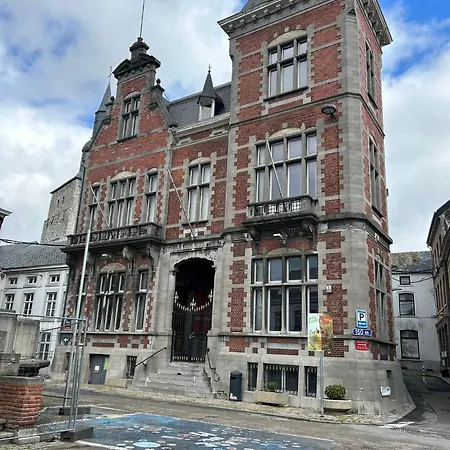 Apart Otel Les Petits Nids De Nina 4 Fosses-La-Ville